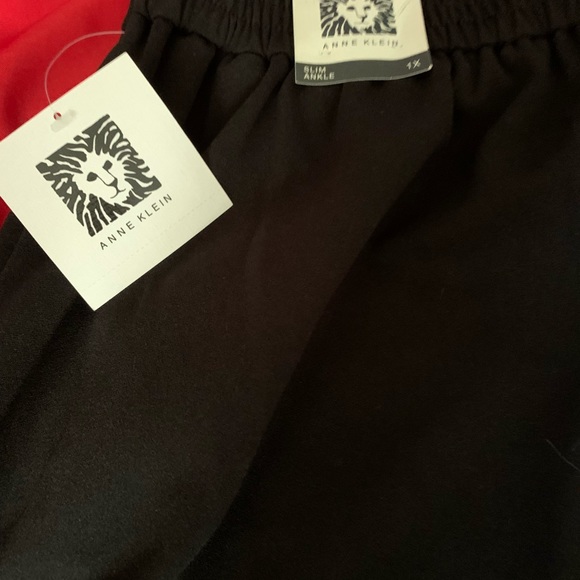 Brand New Womens black slacks. These are Anne Klein slacks - Picture 3 of 5
